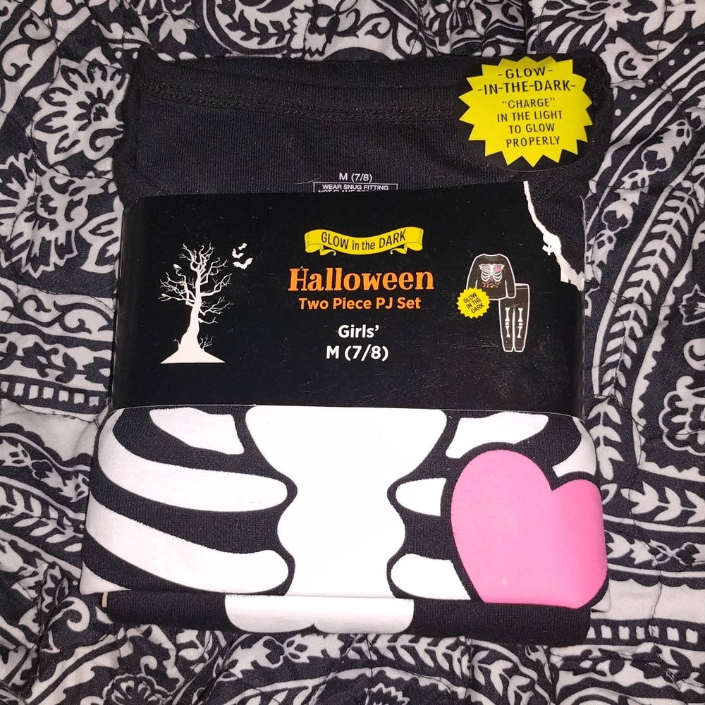 GIRLS 🎃🦴 PJ Set